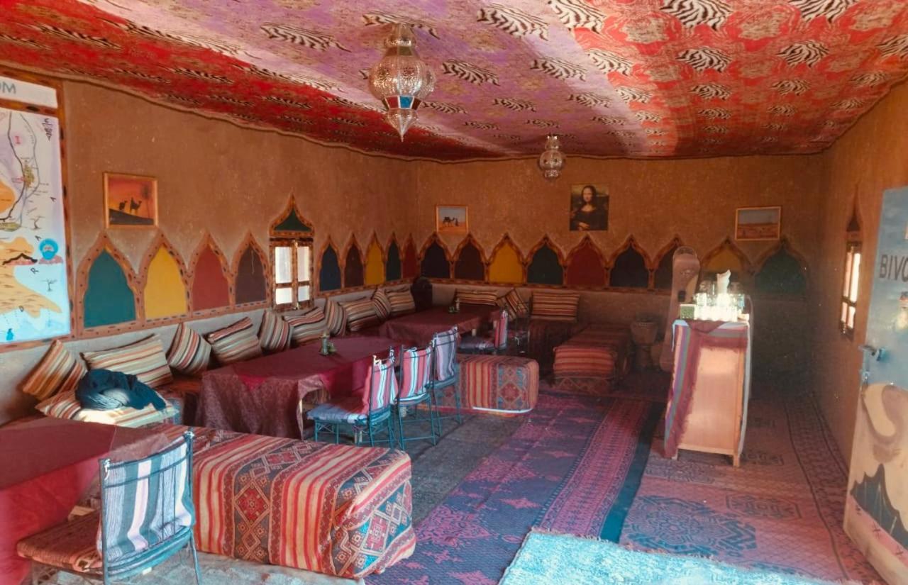 Desert Bivouac Mhamid محاميد الغزلان المظهر الخارجي الصورة