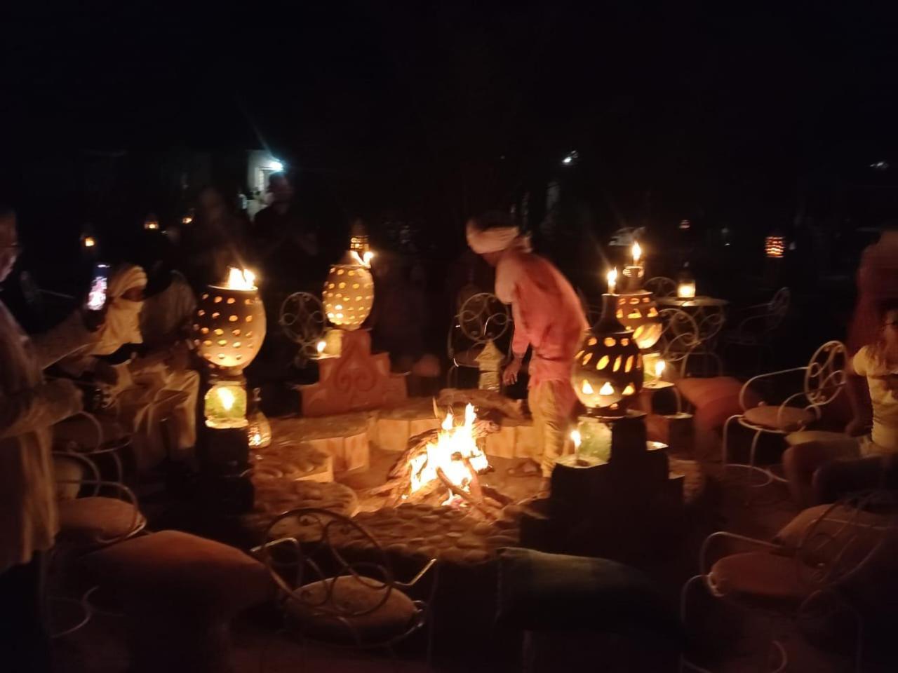Desert Bivouac Mhamid محاميد الغزلان المظهر الخارجي الصورة