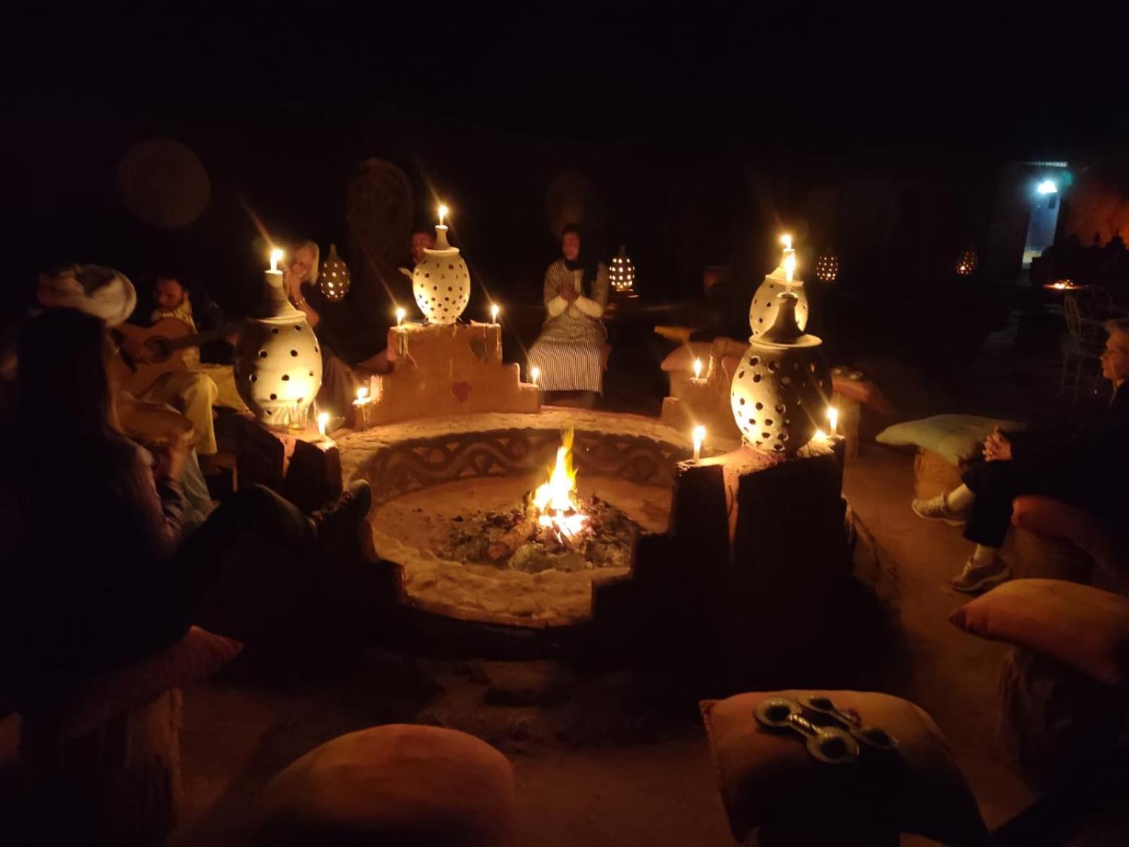 Desert Bivouac Mhamid محاميد الغزلان المظهر الخارجي الصورة