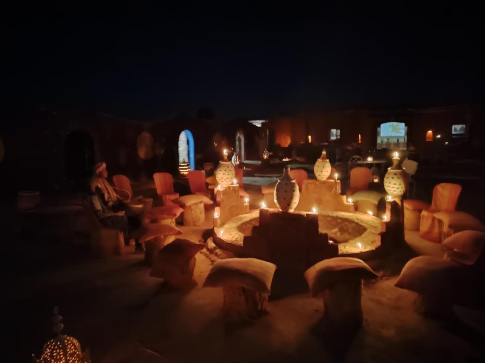 Desert Bivouac Mhamid محاميد الغزلان المظهر الخارجي الصورة